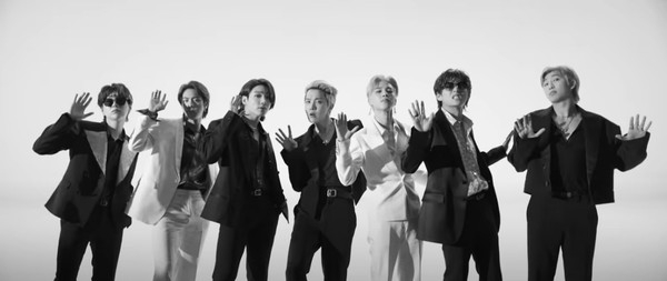 방탄소년단(BTS) 콘서트 무슨 일…"돈은 누가 내"
